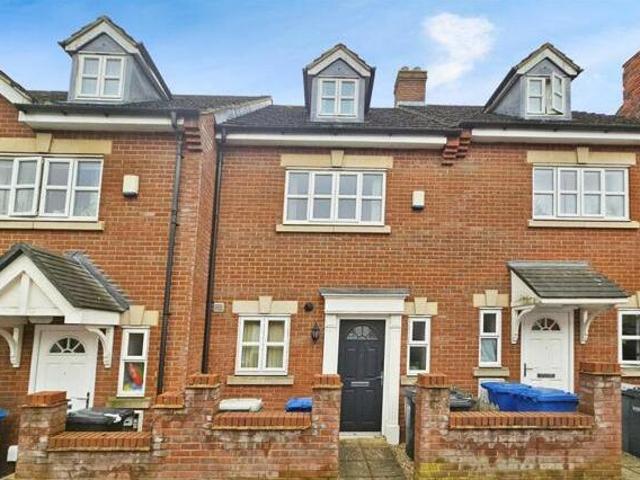 House for sale in Avondale, Kettering