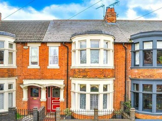 House for sale in Brambleside, Kettering