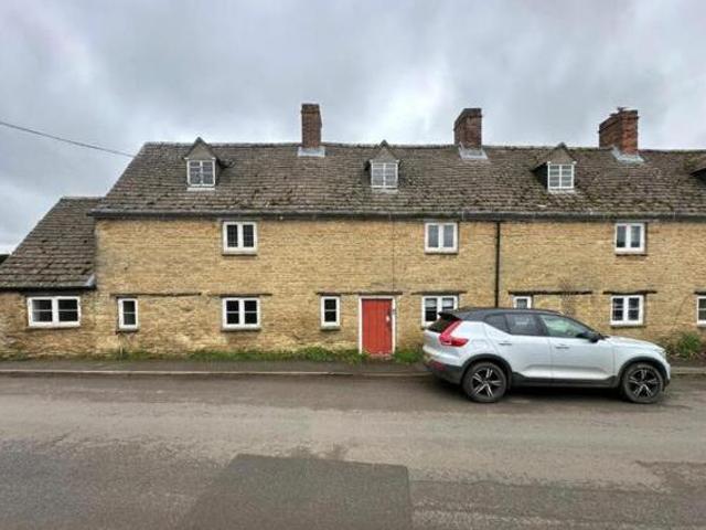 House for sale in Evershot, Oxfordshire