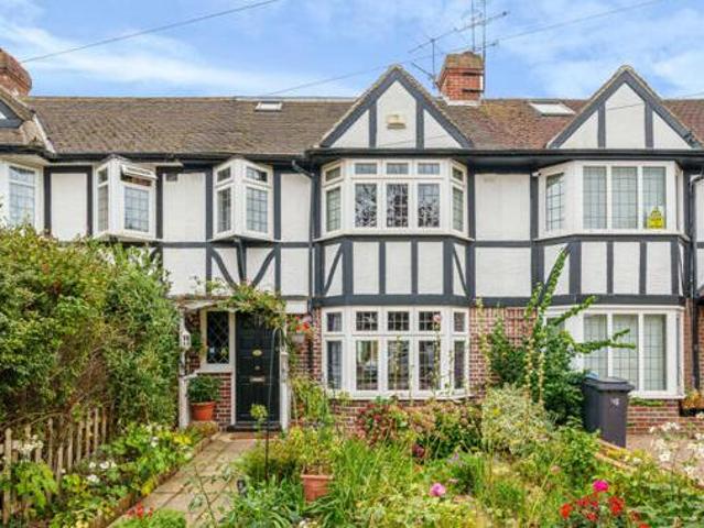 House for sale in Kingston Upon Thames, Greater London