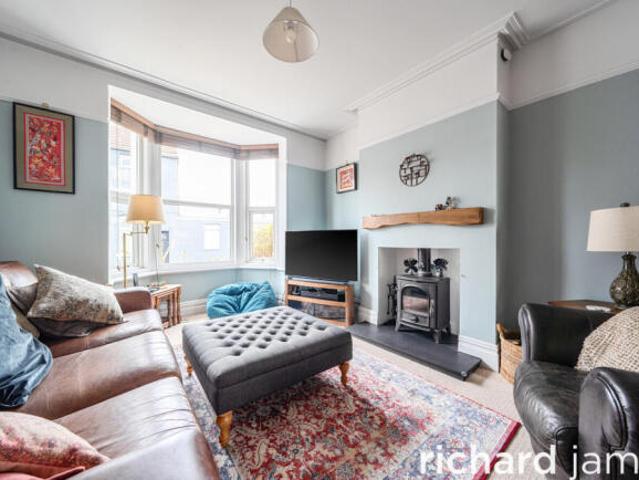 Cottage for sale in Rodbourne, Swindon