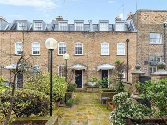 House for sale in Lyons, Greater London