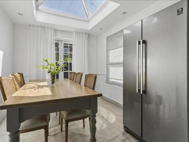 Cottage for sale in Hammersmith, Greater London