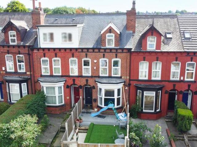 House for sale in Headingley, West Yorkshire