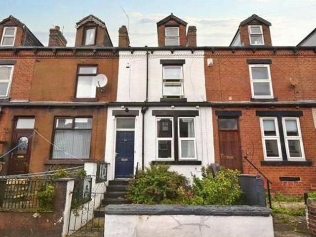 House for sale in Armley, West Yorkshire