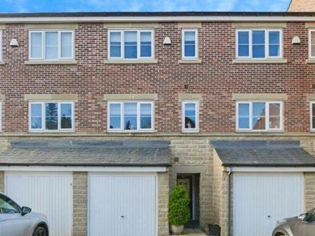 House for sale in Newlay, Leeds