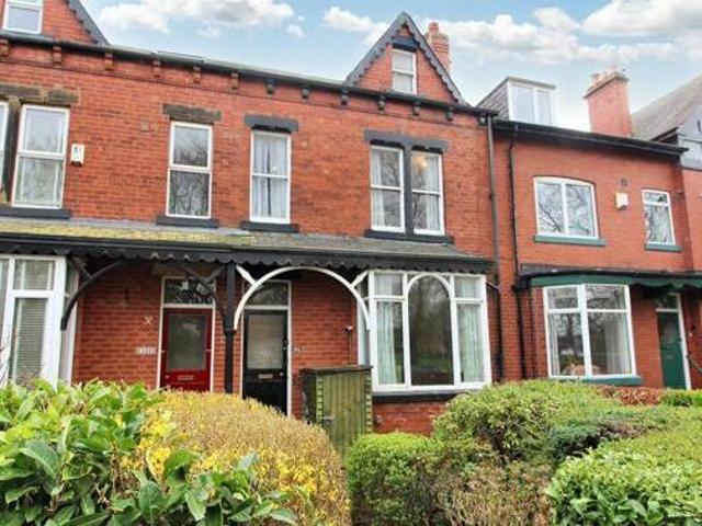 House for sale in Austhorpe, West Yorkshire
