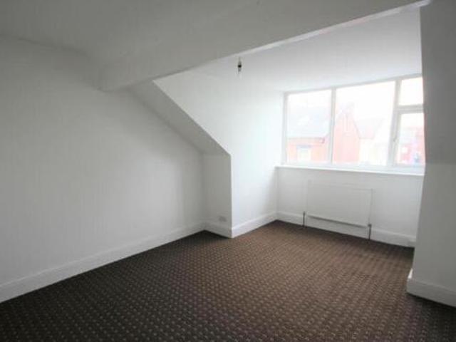 House for sale in Osmondthorpe, West Yorkshire