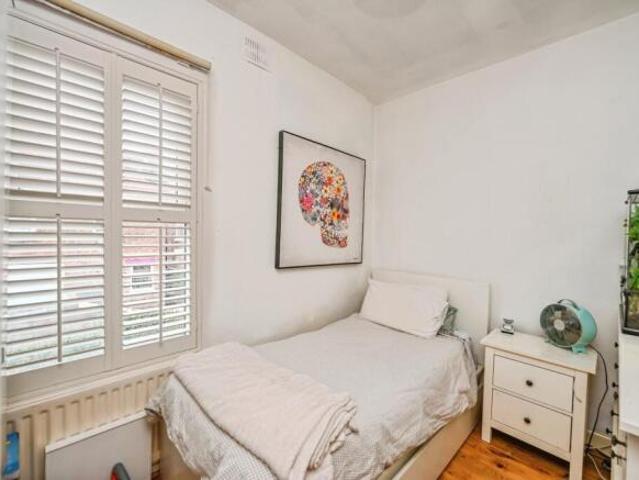 Cottage for sale in Calderstones