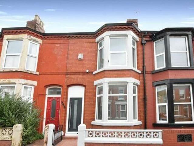 House for sale in Calderstones
