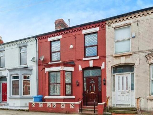 House for sale in Calderstones