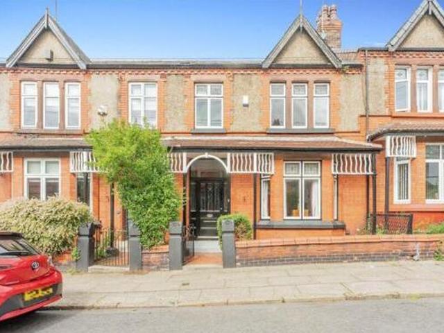 House for sale in Calderstones