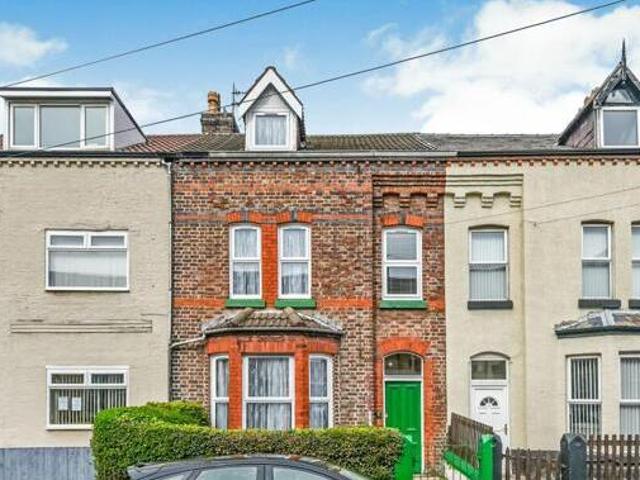 House for sale in Calderstones