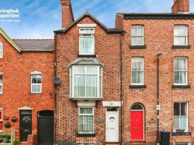 House for sale in Llangollen, Wales