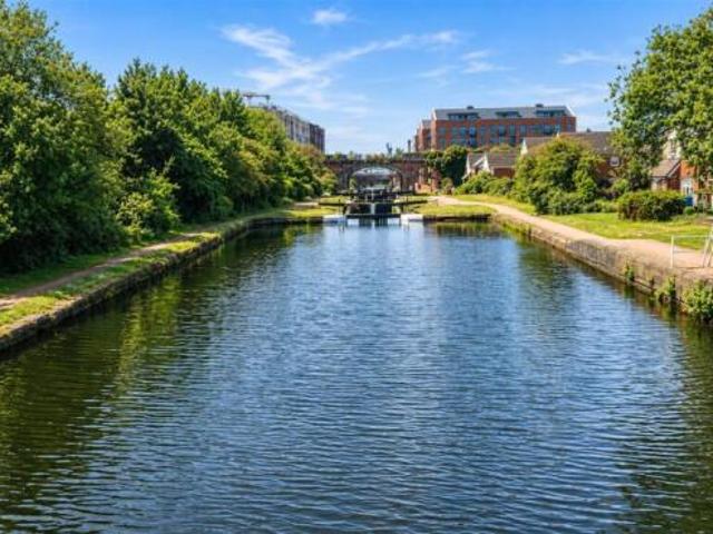 Cottage for sale in Calderstones
