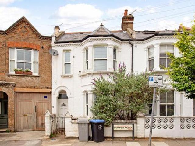 House for sale in Lyons, Greater London