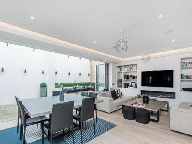 House for sale in City of London, Greater London