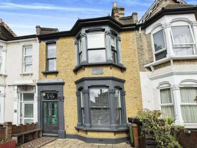 House for sale in City of London, Greater London