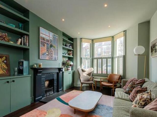 House for sale in Lyons, Greater London