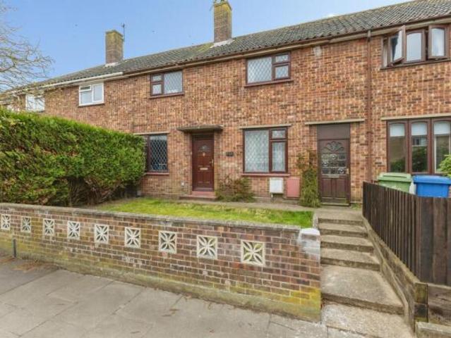 Cottage for sale in Earlham Rise, East Bank