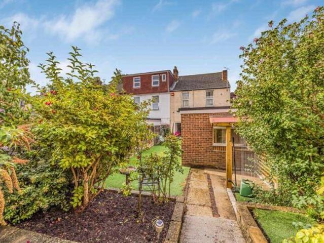 Cottage for sale in Cosham, City Of Portsmouth