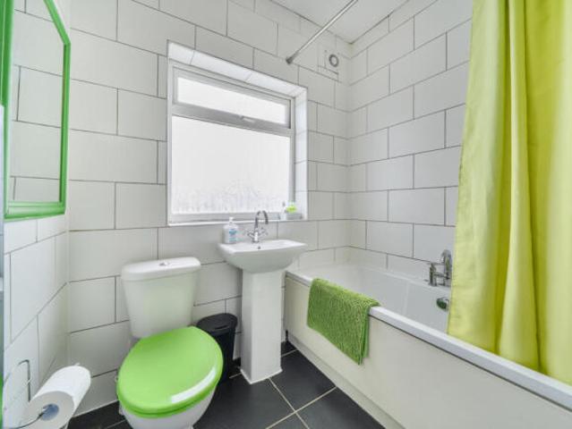 Property for sale in London Borough of Merton, Mitcham