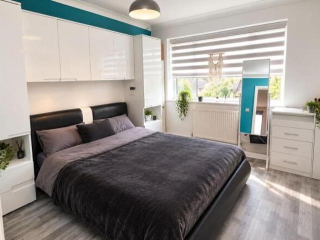 Cottage for sale in Southampton, England