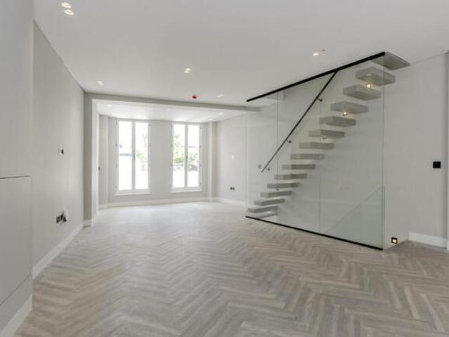 Cottage for sale in Kensington, Calderstones