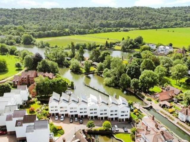 House for sale in Lunnon, Buckinghamshire