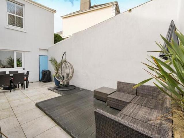 Cottage for sale in Mount Wise
