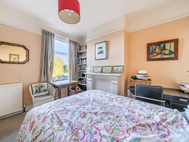 Cottage for sale in Reading