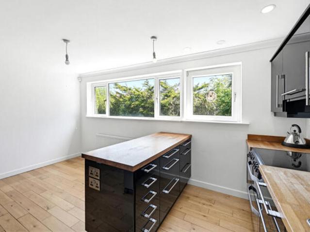Cottage for sale in Greater London