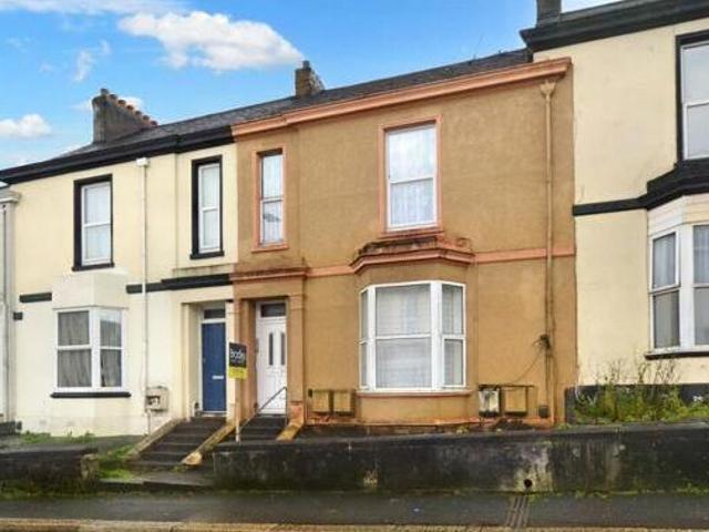 House for sale in Follaton, Strode