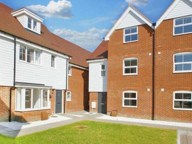House for sale in Folkestone, Kent