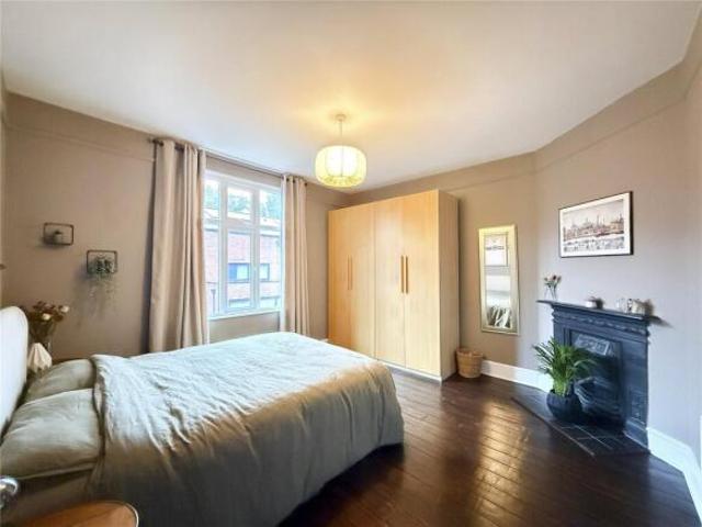 Cottage for sale in Georgia, Greater Manchester