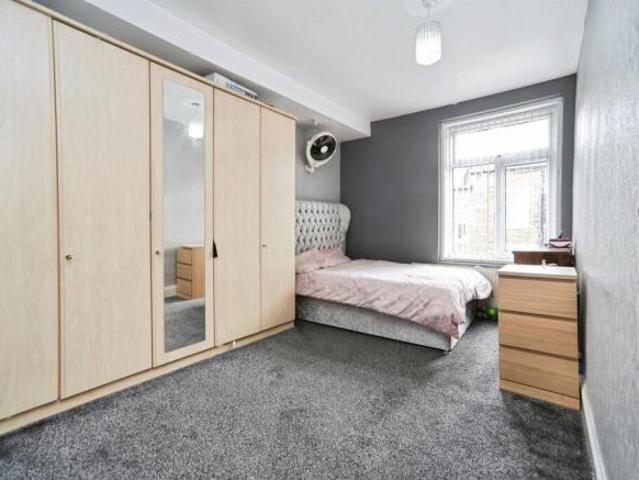 Cottage for sale in Frizinghall, West Yorkshire