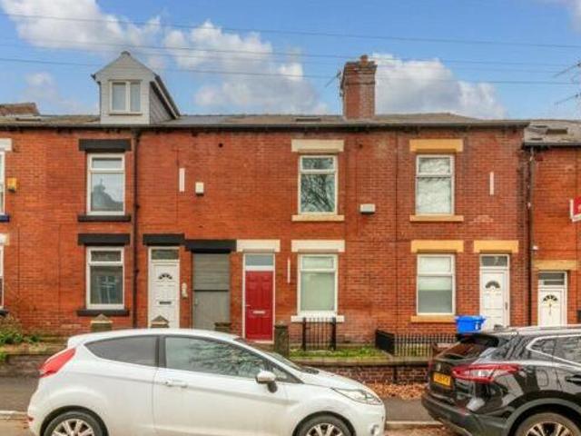 House for sale in Broomfield, South Yorkshire