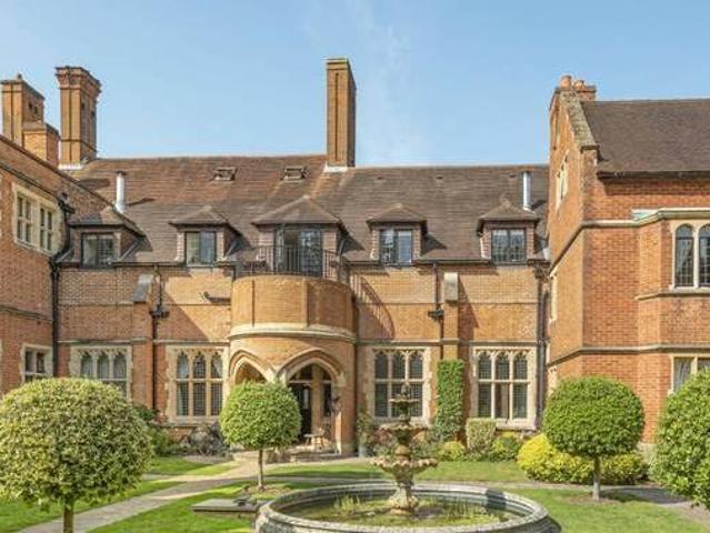 House for sale in Surrey