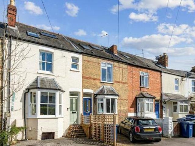 House for sale in The Slade, Oxfordshire