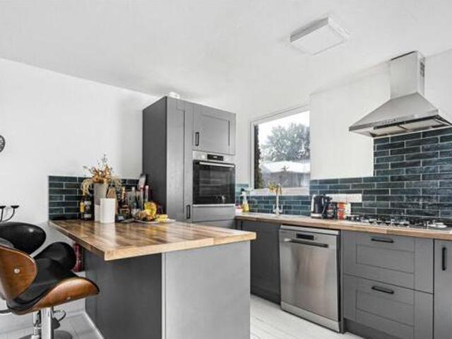 House for sale in The Slade, Oxfordshire