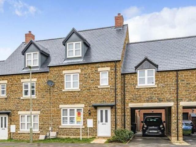 House for sale in Evershot, Oxfordshire