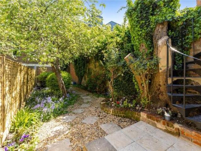Cottage for sale in The Close, Hampshire