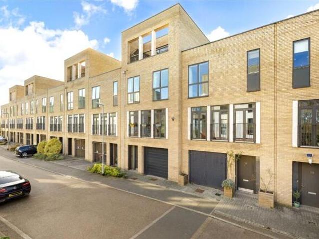 Cottage for sale in Arbury, Cambridgeshire