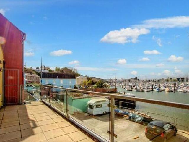 House for sale in Follaton, Strode