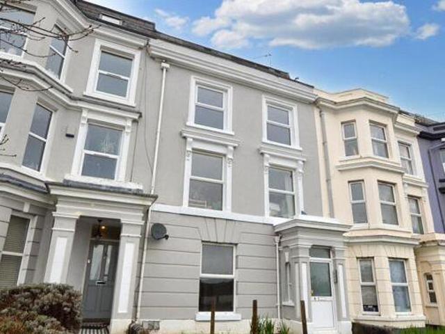House for sale in Follaton, Strode