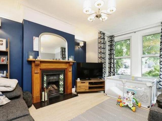 House for sale in Follaton, Strode