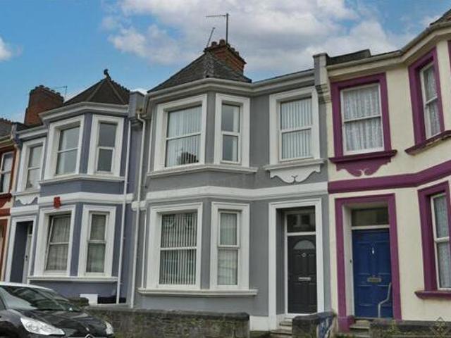 House for sale in Follaton, Strode