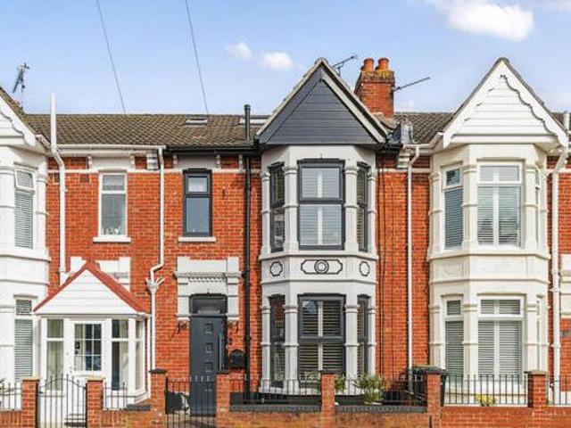 House for sale in Spring Vale, Hampshire