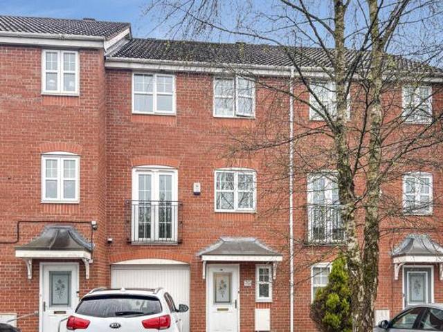 House for sale in Cromwell Gardens, Preston