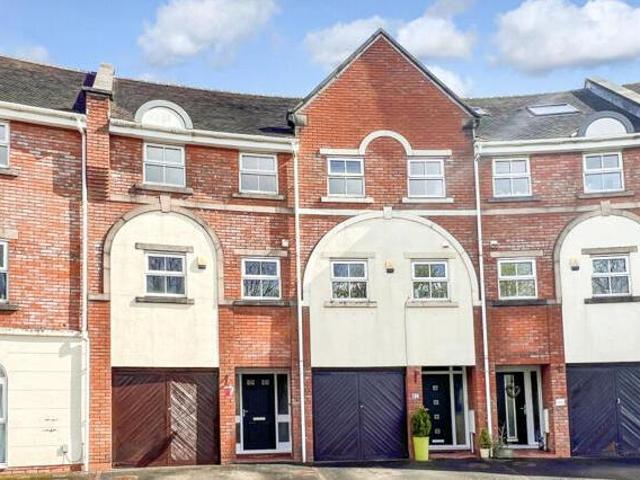 House for sale in Higher Bartle, Lancashire
